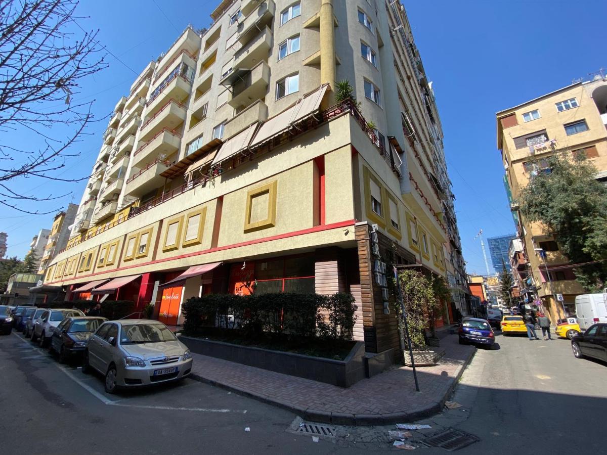 Retreat Apartments Tirana Exteriör bild